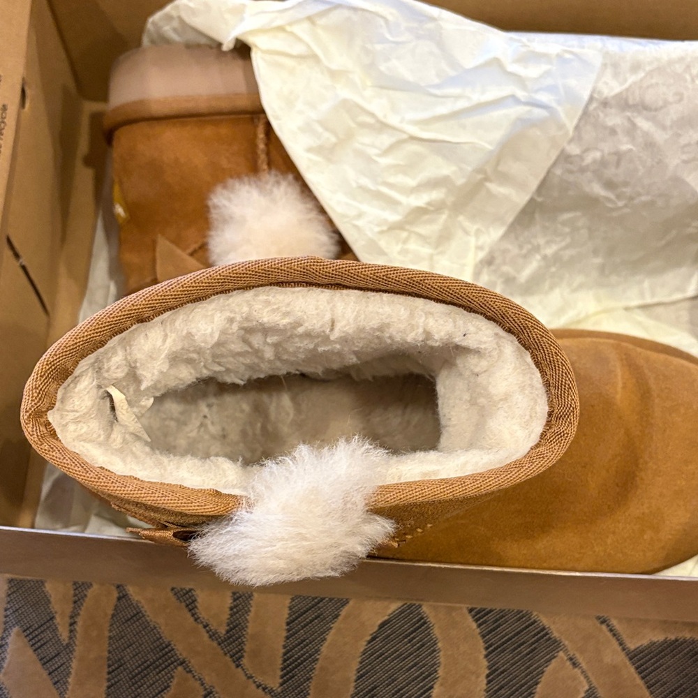 Ugg Boots - image 3